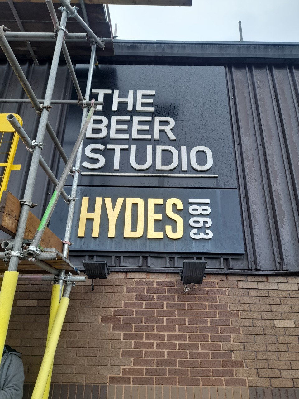 You Can Run And You Can Hydes. – Evo Boozy Scribbler